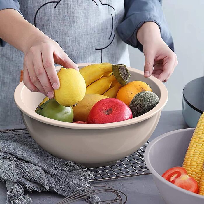 Набір з 6 мисок для змішування та салатів з кришками, пластикові, BPA-free, з 2 виделками і 4 мірними ложками, штабельовані, для кухні (хакі, 18 см)