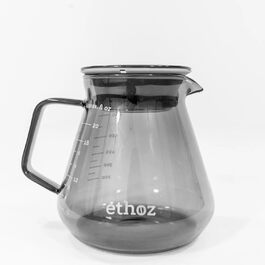 Ethoz® Глечик-карафа з боросилікатного скла для заварювання і сервірування, ергономічний дизайн, термостійкий, з мірною шкалою — для кави, коктейлів та напоїв