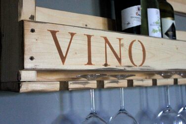 Дерев'яна настінна винна полиця Dekorie з тримачем для келихів і написом VINO, обпалена, у стилі іржі, готова до монтажу