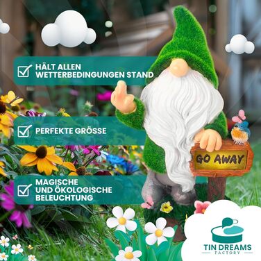 TIN DREAMS FACTORY | Кумедний садовий гном із жестом середнього пальця та сонячною підсвіткою – декоративна фігурка з міцної смоли для саду, тераси, балкона – весела вулична декорація, стійка до погодних умов