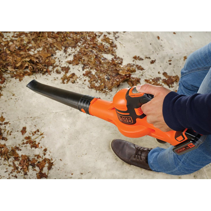 Акумуляторний повітродув Black+Decker GWC1820PCB 18В, швидкість до 209 км/год, для листя і сміття, без акумулятора та зарядки