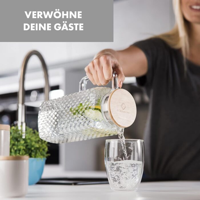 Скляна карафа GLASWERK з кришкою і ситечком, 1,5 л – водяний глечик з боросилікатного скла для води, напоїв, чаю