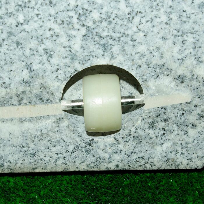 Підставка для парасолі Dilego Nexos, гранітна, квадратна, 45x45 см, 25 кг, з нержавіючою трубою, ручкою та колесами, чорна-біла, сіра